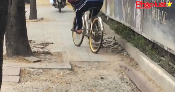 Tết cận kề nhiều đoạn đường bị hư hỏng