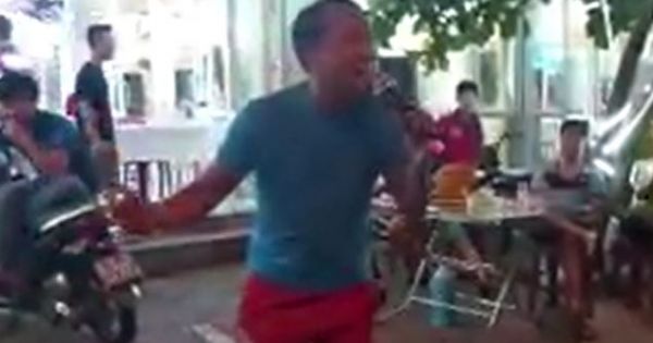 Ca sỹ nghiệp dư hát cực hay