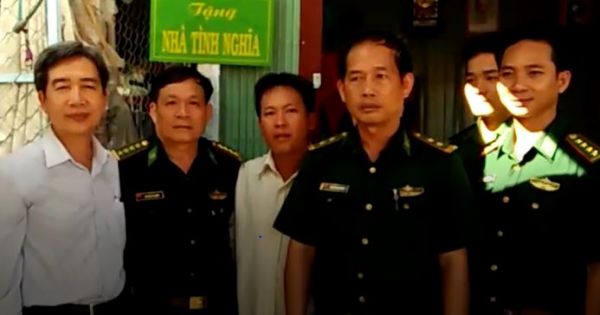 An Giang: Trao tặng nhà tình nghĩa cho hộ nghèo