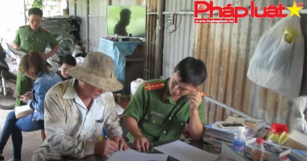 Hậu Giang: Bắt quả tang Doanh nghiệp đổ 3 tấn chất thải ra môi trường