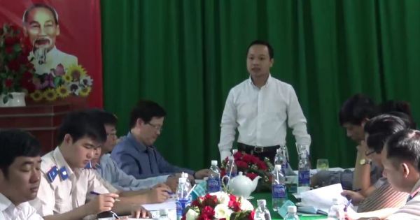 Thứ trưởng Bộ Tư pháp Trần Tiến Dũng làm việc với Cục THADS Sóc Trăng