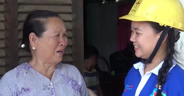 TPHCM: Lắp đặt miễn phí hệ thống điện cho hộ nghèo Cần Giờ