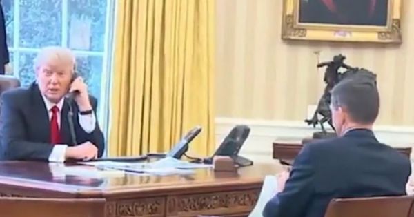 Trợ lý của Trump gây hại chiến dịch tranh cử của bà Hillary Clinton