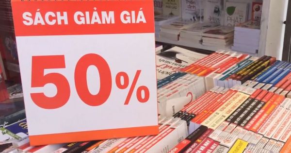 Siêu khuyến mãi tại Hội sách quận 7