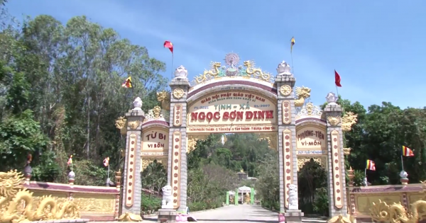 Tịnh xá Ngọc Sơn Dinh ở Núi Dinh - Bà Rịa Vũng Tàu