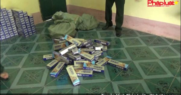Bắt vợ chồng vận chuyển 3.450 gói thuốc lá Hero