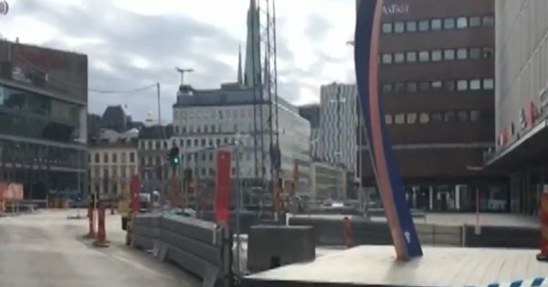 Khủng bố bằng xe tải ở thủ đô Thụy Điển, ít nhất có 13 người thương vong