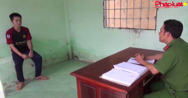 Nhậu xong không trả tiền, 2 thanh niên giật dao chém giật chủ quán nhậu