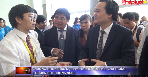 Chương trình giáo dục phổ thông mới phải chú trọng các môn học hướng nghề