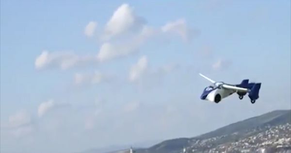 Ô tô bay đầu tiên trên thế giới ra mắt tại Top Marques Monaco