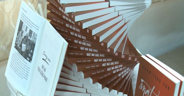 Khắc họa cuộc đời cách mạng qua cuốn sách 