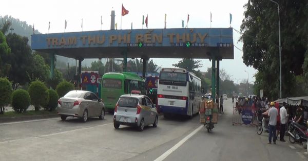 Chen chúc làm thẻ miễn phí qua cầu Bến Thủy 1