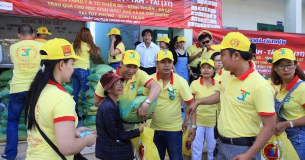 Vượt đường xa, đem ân tình 