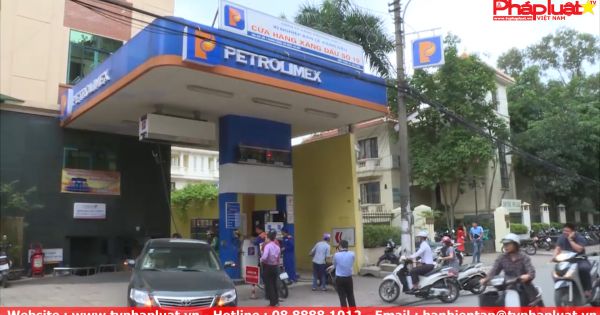 Ngày đầu thực hiện dán tem chống thất thu thuế xăng dầu tại Hà Nội