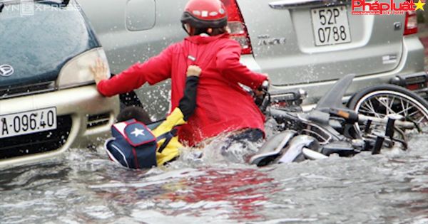 3 giải pháp ứng phó ngập ngắn hạn của TP HCM