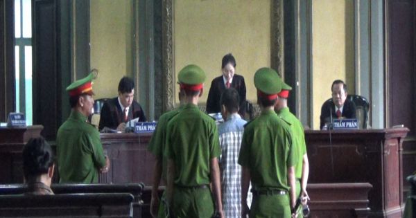 Y án án chung thân kẻ truy sát 4 người, phá trụ sở Công an