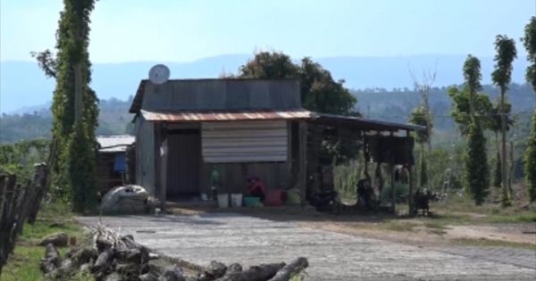 Kỳ I : Bảo vệ tính mạng cha và tài sản của gia đình, lãnh 2 năm tù