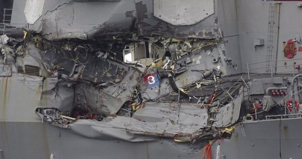 Hải quân ngừng tìm kiếm các thủy thủ sau khi phât hiện các thi thể trong khoan tàu