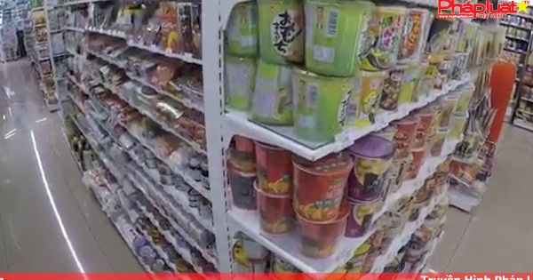 Cửa hàng tiện lợi - miếng bánh ngon nhưng không dễ ăn