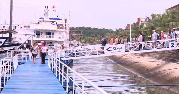 Để du lịch trở thành ngành kinh tế mũi nhọn