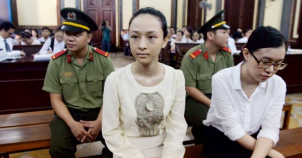 Phương Nga : “Tin lời chị Mai Phương, tôi tưởng mình có sếp Công an chống lưng