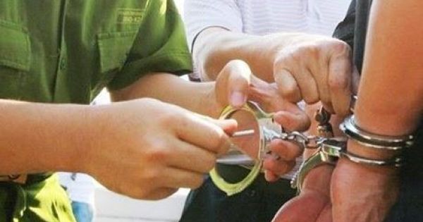 Bắt giữ Phó Chánh Văn phòng Tòa án Nhân dân tỉnh Vĩnh Long