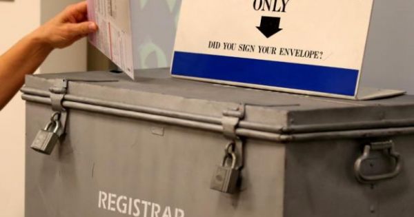 Thêm ba tiểu bang từ chối yêu cầu cung cấp thông tin cử tri của Tổng Thống Donald Trump