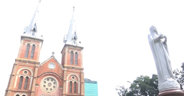 Khởi động trùng tu nhà thờ Đức Bà