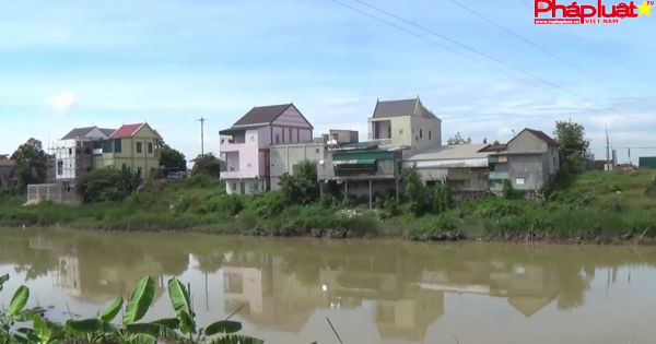 Kênh Vách Bắc đang bị xâm lấn nghiêm trọng