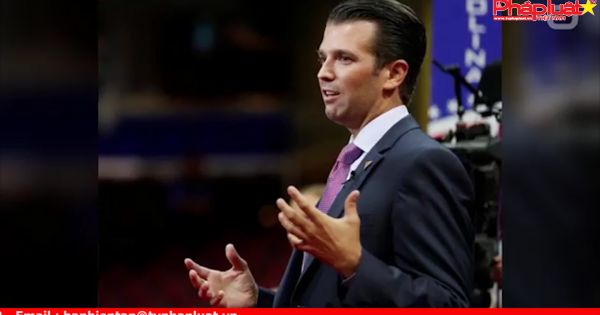 Tổng Thống Donald Trump thuê thêm luật sư mới