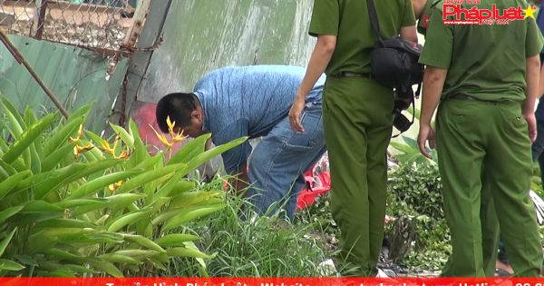 Điều tra nguyên nhân người đàn ông chết ven xa lộ