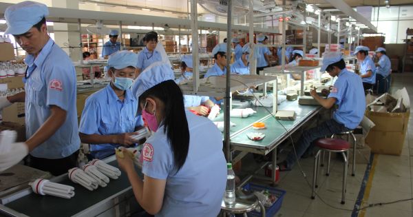 Giao dịch thỏa thuận trên sàn chứng khoán của Điện Quang có hợp pháp hay không ?