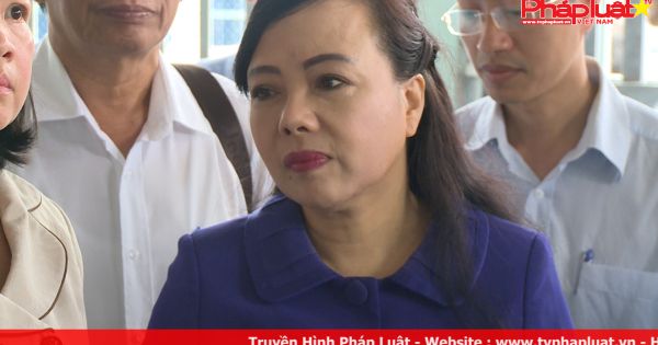 Bộ trưởng Bộ Y tế kiểm tra điểm nóng sốt xuất huyết ở TPHCM