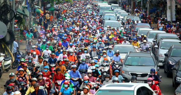 Điểm báo 02/08/2017: Sau 16 năm, TP.HCM sẽ tái khởi động đề án lệch giờ làm để giảm ùn tắc giao thông