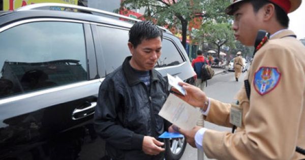 Điểm báo 16/08/2017: Người tham gia giao thông được sử dụng giấy đăng ký photo