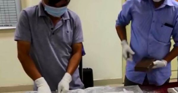 Bắt 2 đối tượng vận chuyển 20 bánh heroin