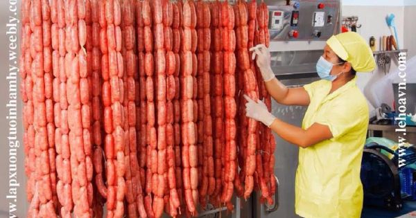 Người tiêu dùng “sốt” vì lạp xưởng sạch