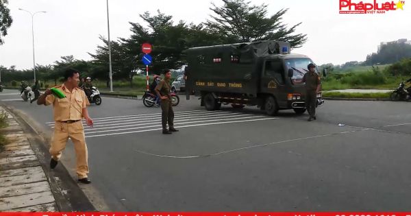 Va chạm giữa hai xe máy, ba người nhập viện