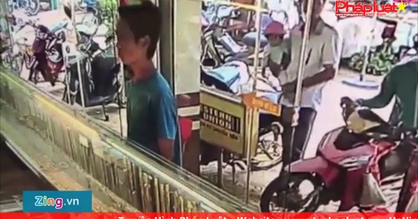 Đối tượng cầm 2 con dao cướp tiệm vàng có dấu hiệu tâm thần