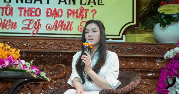 Hàng trăm Phật tử rơi nước mắt khi nghe Lý Nhã Kỳ kể về cha mẹ