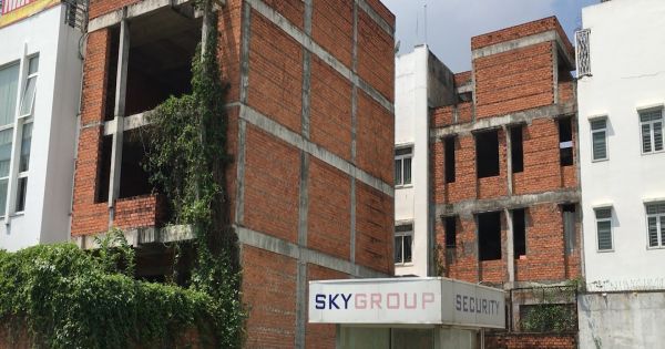 TPHCM: “Lạnh lẽo” bao trùm khu biệt thự “nghìn tỷ” của Tập đoàn Hà Đô