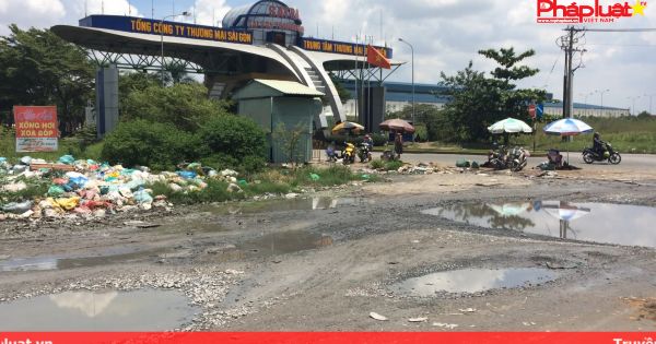 TP HCM: Ám ảnh nhiều con đường nối vào chợ Đầu Mối Bình Điền