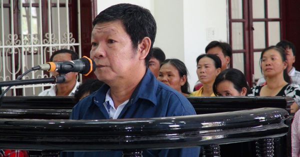 Nỗi đau tủi nhục của cô bé bị ông nội và cha hiếp dâm