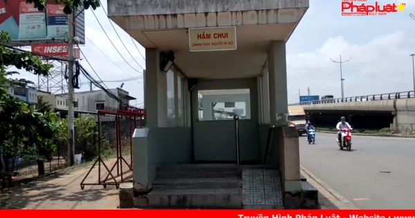 TPHCM hầm bộ hành tiền tỷ nứt toát, vắng người đi qua