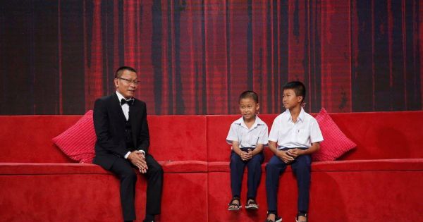 MC Lại Văn Sâm làm gì với 2 tháng lương hưu đầu tiên?