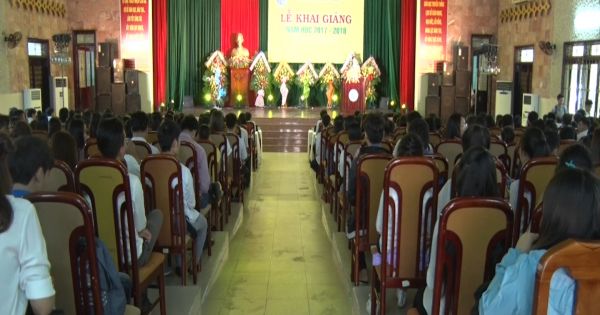 Đại học Quy Nhơn khai giảng năm học mới 2017 - 2018