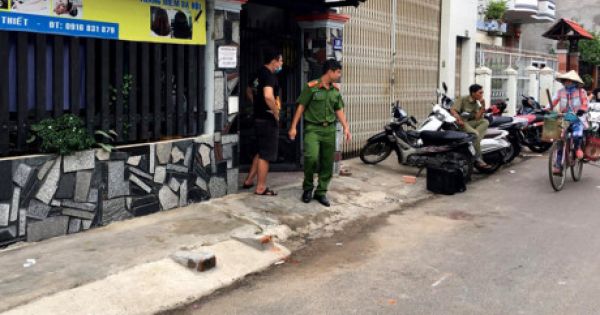 Bị người yêu đâm chết khi đến nhà vợ cũ thăm con, đòi ngủ lại