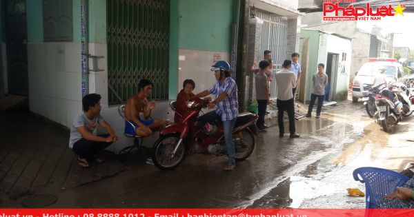 Gọi dậy đi làm, vợ hốt hoảng phát hiện chồng đã ngưng thở, cơ thể tím tái nằm dưới nền nhà