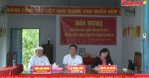 Bộ trưởng Lê Thành Long tiếp xúc cử tri tại tỉnh Kiên Giang