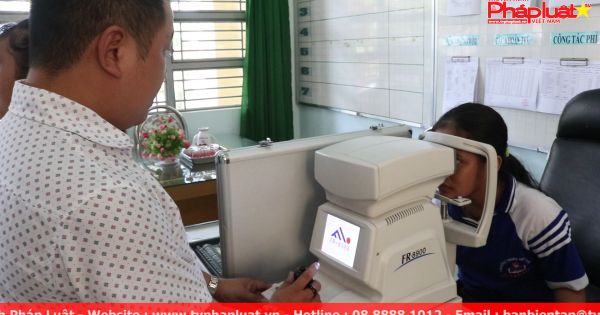 Đưa phương pháp cải thiện thị lực về trường nằm giáp ranh biên giới